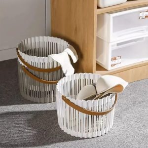 Round plastic storage basket