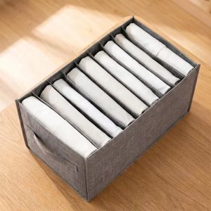 Nine grid Partitioned closet organiser
